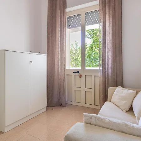 Lucretia's House * Marina di Mancaversa